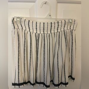 Abercrombie kids linen mini skirt (kids size 15, fits like women’s size small)